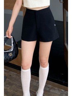 01' LITTLE H SHORT IN BLACK